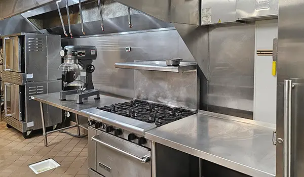 Commercial Kitchen Cleaning Services Can Make Your Kitchen Look Brand New